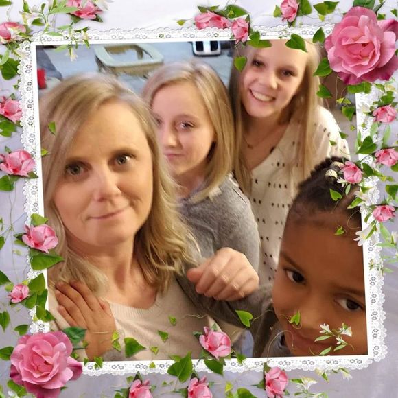 Meet your Posher, Chereen - Picture 1 of 1